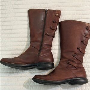 Women's Merrell Brown Leather Waterproof Polartec Boots 9.5